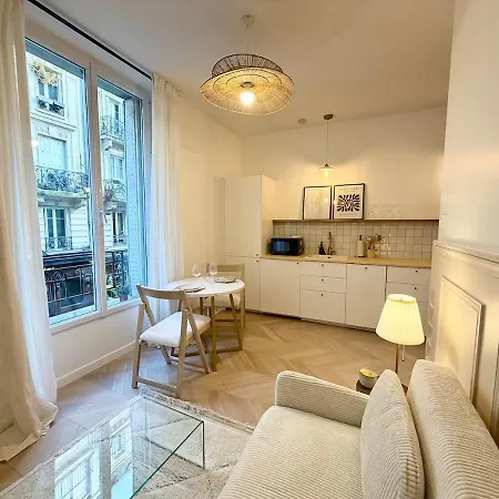 Apartment L Escapade Du 9ᵉ Elegant Et Confortable Au Coeur De *